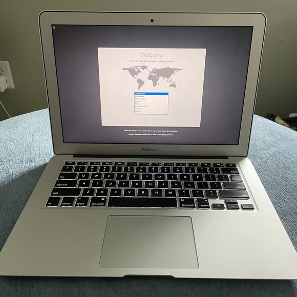 MacBook Air 13-Inch (2012)